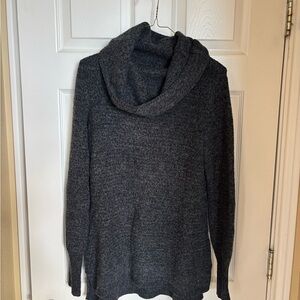 Elegant Charcoal Women's Turtleneck Sweater